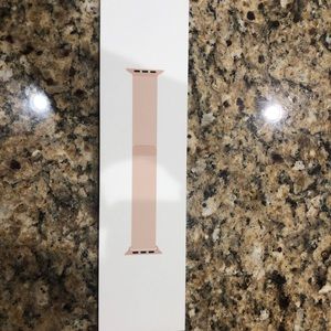 Apple stainless gold Milanese loop band 40mm